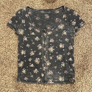 American Eagle floral button shirt